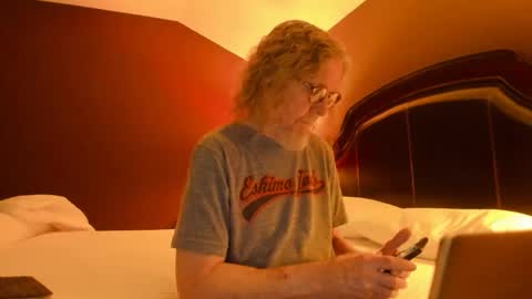 JDinEuless online show from May 10, 10:11 pm