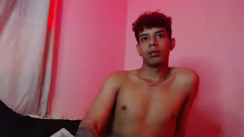 jeampier_sexy online show from March 10, 2:39 am