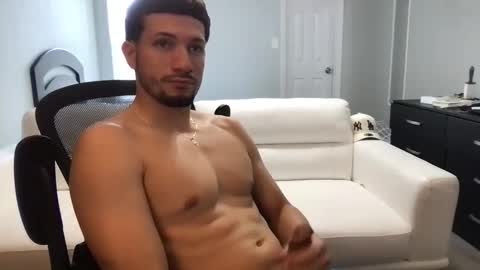 Snapshot of jeanwhitebianco chatting on October 5, 7:18 pm jeanwhitebianco online show from October 5, 7:18 pm