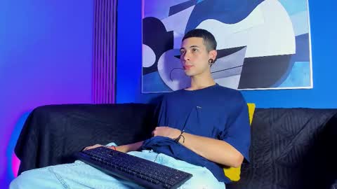 Jeff  online show from December 4, 11:28 am