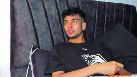 jei online show from October 25, 11:12 am