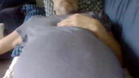 jens19651 online show from April 20, 5:32 am