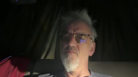 jewlronny online show from December 18, 5:31 pm