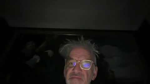 jewlronny online show from December 25, 7:14 am