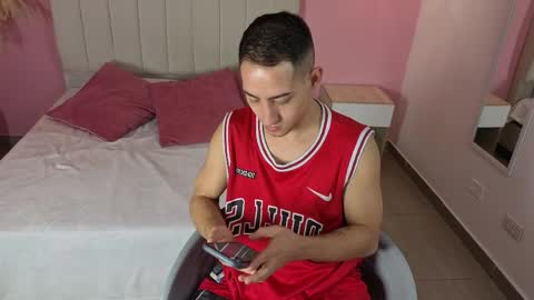 Jhan online show from April 1, 2:14 pm