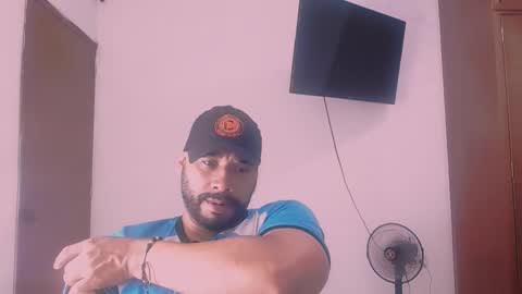 En moreno online show from January 15, 1:42 am