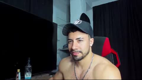 Jhojan Strong  online show from July 18, 11:32 pm
