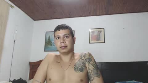 jhon tommy online show from January 1, 11:16 am