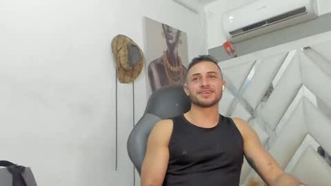 Snapshot of jhonny_flames7 chatting on February 12, 3:40 am jhonny online show from February 12, 3:40 am