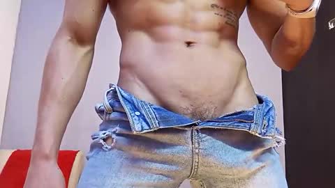 jhonny_thes28 online show from November 16, 1:24 pm