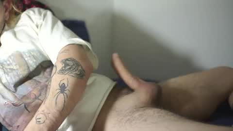 jhonnygoldendick online show from July 14, 1:40 am