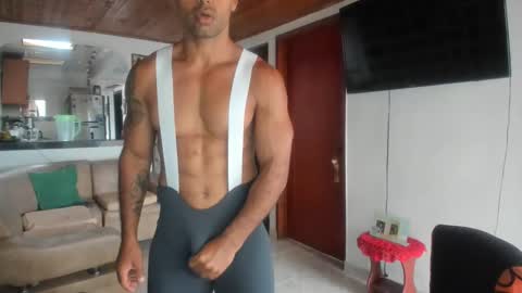 jh online show from December 20, 8:38 pm