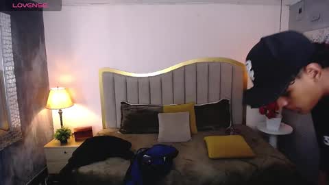 jhos online show from December 17, 2:13 pm