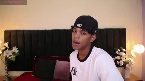 jhos online show from April 15, 1:33 pm