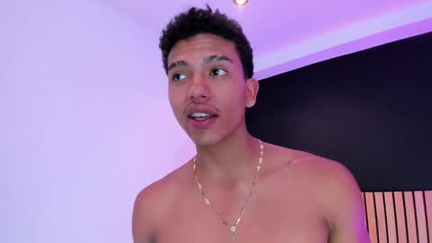 Jhoy online show from March 4, 8:27 pm