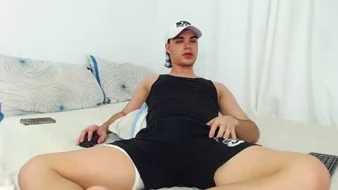 Jhuan Nhez online show from June 21, 12:38 am