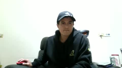 jhwozy online show from November 2, 3:05 pm