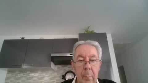 jimjim62 online show from May 6, 12:39 pm