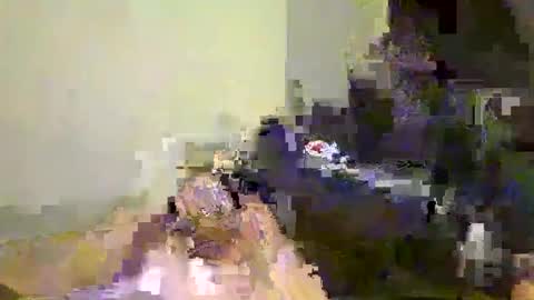 Snapshot of jimmielove2046 chatting on February 5, 1:15 am jimmielove2046 online show from February 5, 1:15 am