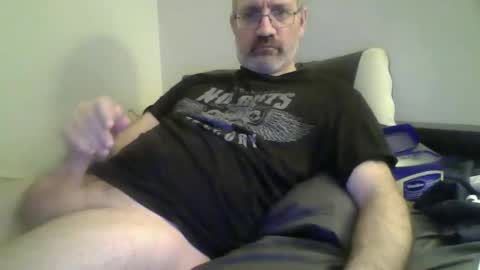 Snapshot of jimmielove2046 chatting on January 15, 4:25 am jimmielove2046 online show from January 15, 4:25 am