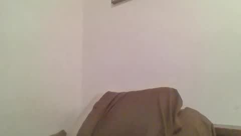 Snapshot of jimmielove2046 chatting on October 20, 7:23 am jimmielove2046 online show from October 20, 7:23 am