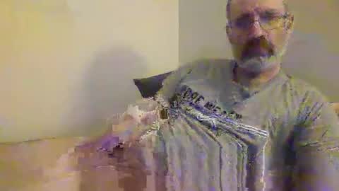 Snapshot of jimmielove2046 chatting on January 26, 6:28 am jimmielove2046 online show from January 26, 6:28 am