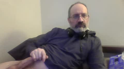 Snapshot of jimmielove2046 chatting on February 22, 1:23 pm jimmielove2046 online show from February 22, 1:23 pm