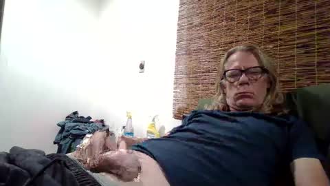 jizzmitten5 online show from October 13, 7:36 am