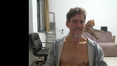 jlmbud online show from December 14, 12:28 am