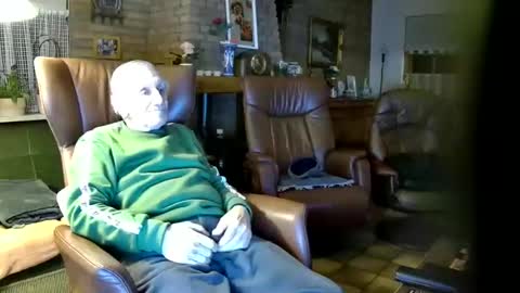 johan7 heet online show from December 14, 4:31 pm