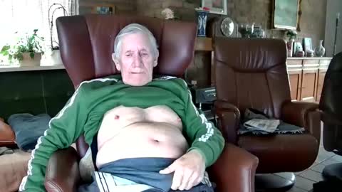 johan7 heet online show from December 10, 1:55 pm