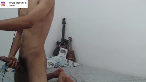 Snapshot of johan_mancini_r chatting on January 24, 8:43 pm johan_mancini_r online show from January 24, 8:43 pm