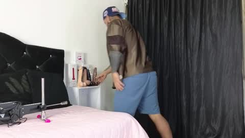 John  online show from February 15, 11:06 am