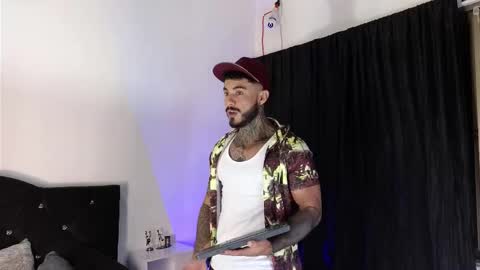 John  online show from October 20, 11:36 am