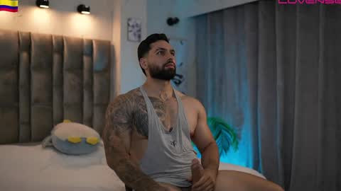 john online show from April 7, 10:32 pm