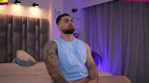 john online show from February 2, 9:23 pm