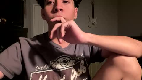 Snapshot of johnj188 chatting on October 19, 7:22 am johnj188 online show from October 19, 7:22 am