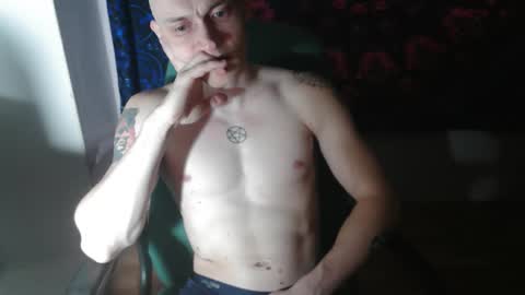 Johnny online show from October 11, 4:00 pm