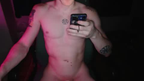 Johnny online show from October 3, 4:23 pm