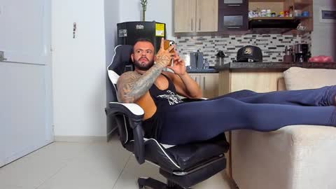 JOHNNY online show from November 22, 1:27 am