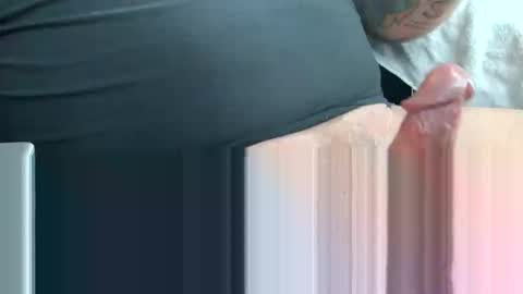 Johnny online show from April 2, 12:52 am