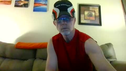johnnyrocket12345678 online show from October 24, 11:39 pm