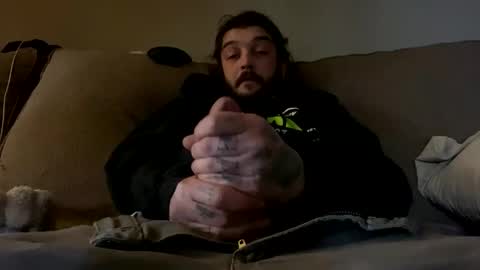 Snapshot of johnnythunde chatting on March 6, 2:40 pm johnnythunde online show from March 6, 2:40 pm