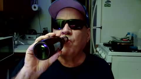 johnnytwain online show from February 8, 8:42 am