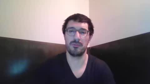 Snapshot of johnparis7575 chatting on January 2, 9:18 pm Johnfrench online show from January 2, 9:18 pm