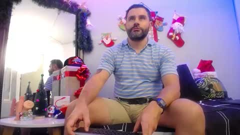  JONAS BEARD  online show from December 5, 6:26 pm