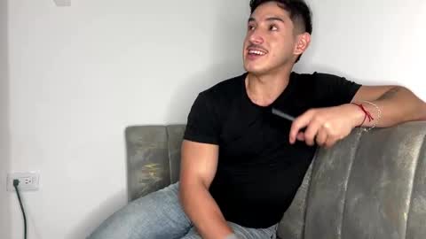 jonathancast08 online show from April 18, 3:13 pm