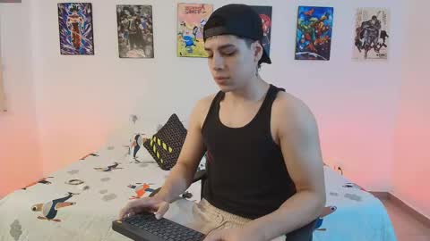 Instagram jonathanfit14 online show from April 9, 9:21 pm