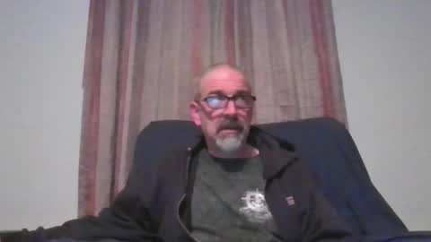 Snapshot of jony_five chatting on February 6, 2:22 am Jon online show from February 6, 2:22 am