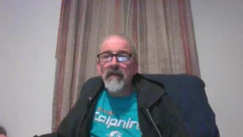 Snapshot of jony_five chatting on March 7, 1:42 am Jon online show from March 7, 1:42 am